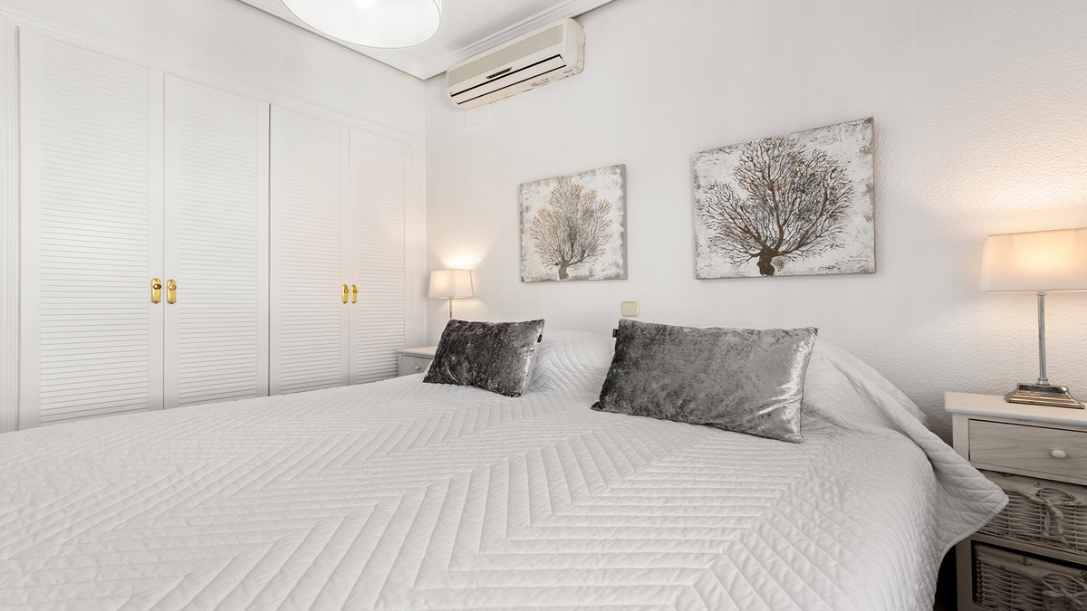 Huis te koop in La Duquesa | 3 slaapkamers H5148286