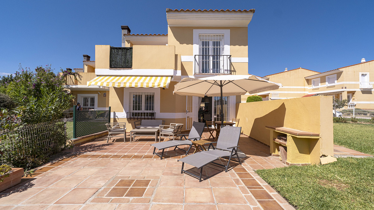 Huis te koop in La Duquesa | 3 slaapkamers H5148286