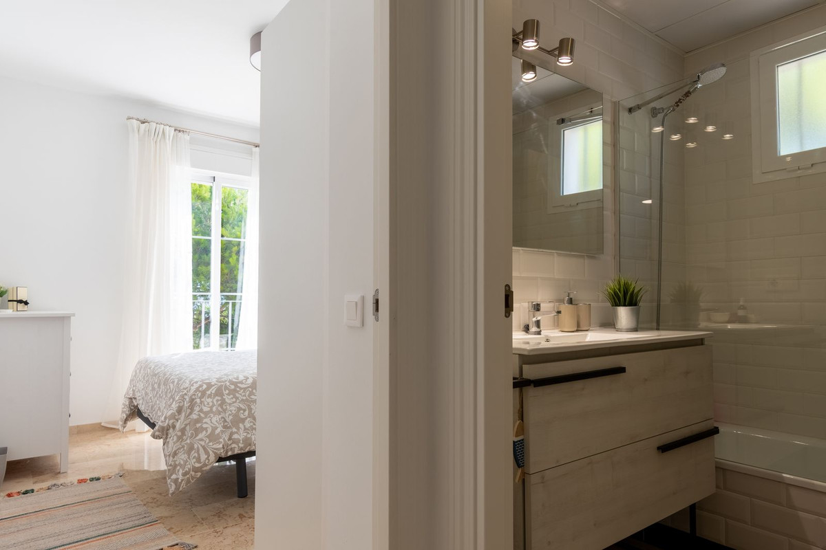 Huis te koop in La Duquesa | 3 slaapkamers H5241682