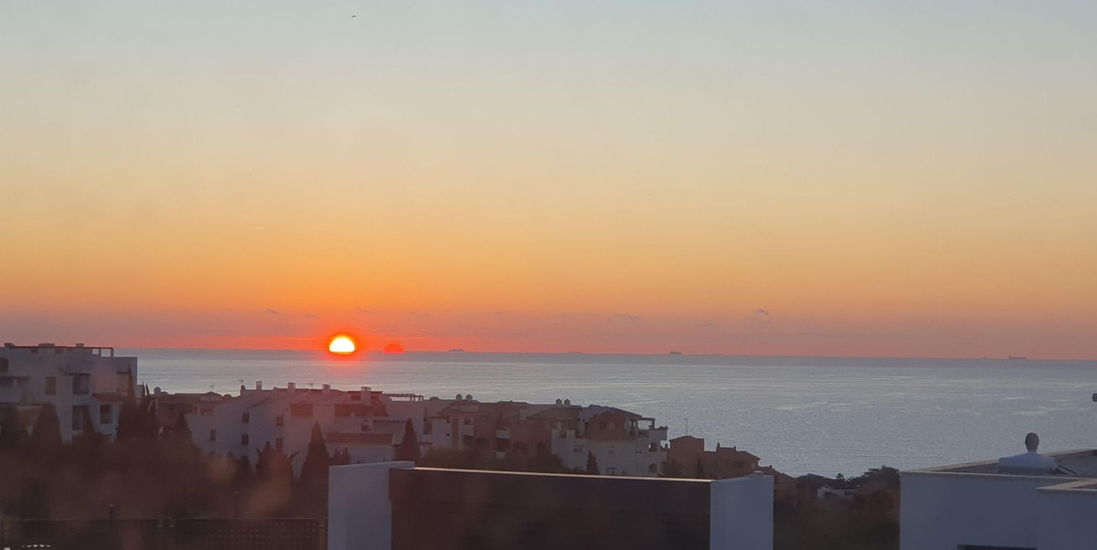 Huis te koop in La Duquesa | 4 slaapkamers H5250487