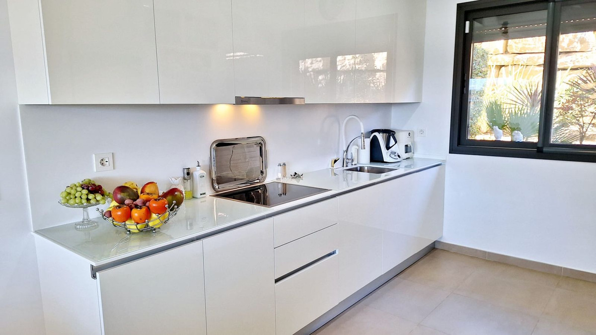 Huis te koop in La Duquesa | 3 slaapkamers H5264884