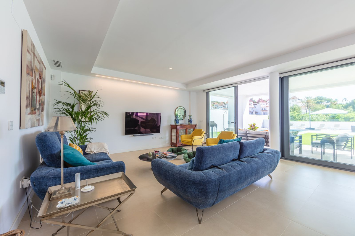 Huis te koop in La Duquesa | 4 slaapkamers H5287693