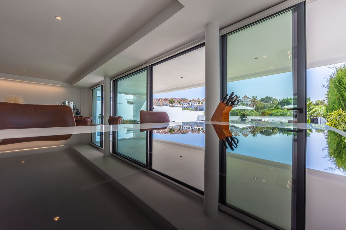 Huis te koop in La Duquesa | 4 slaapkamers H5287693