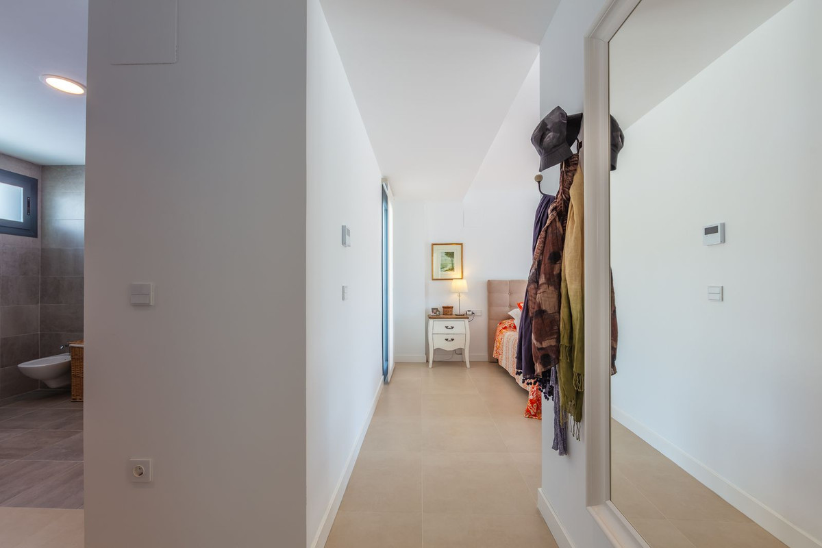 Huis te koop in La Duquesa | 4 slaapkamers H5287693