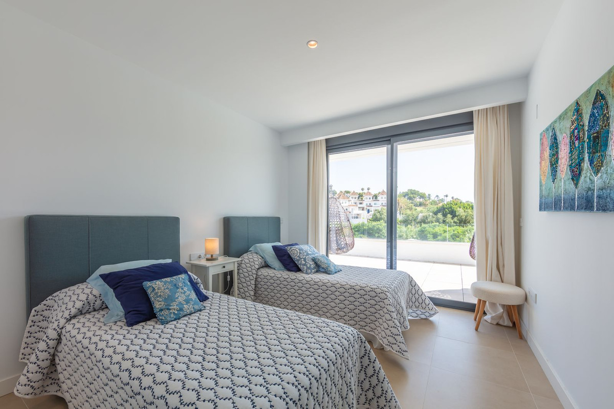 Huis te koop in La Duquesa | 4 slaapkamers H5287693