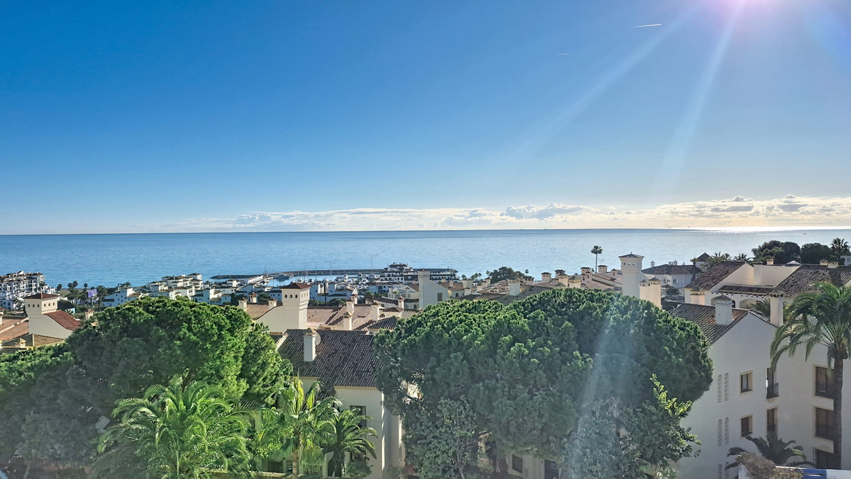 Appartement te koop in La Duquesa | 3 slaapkamers H5305423