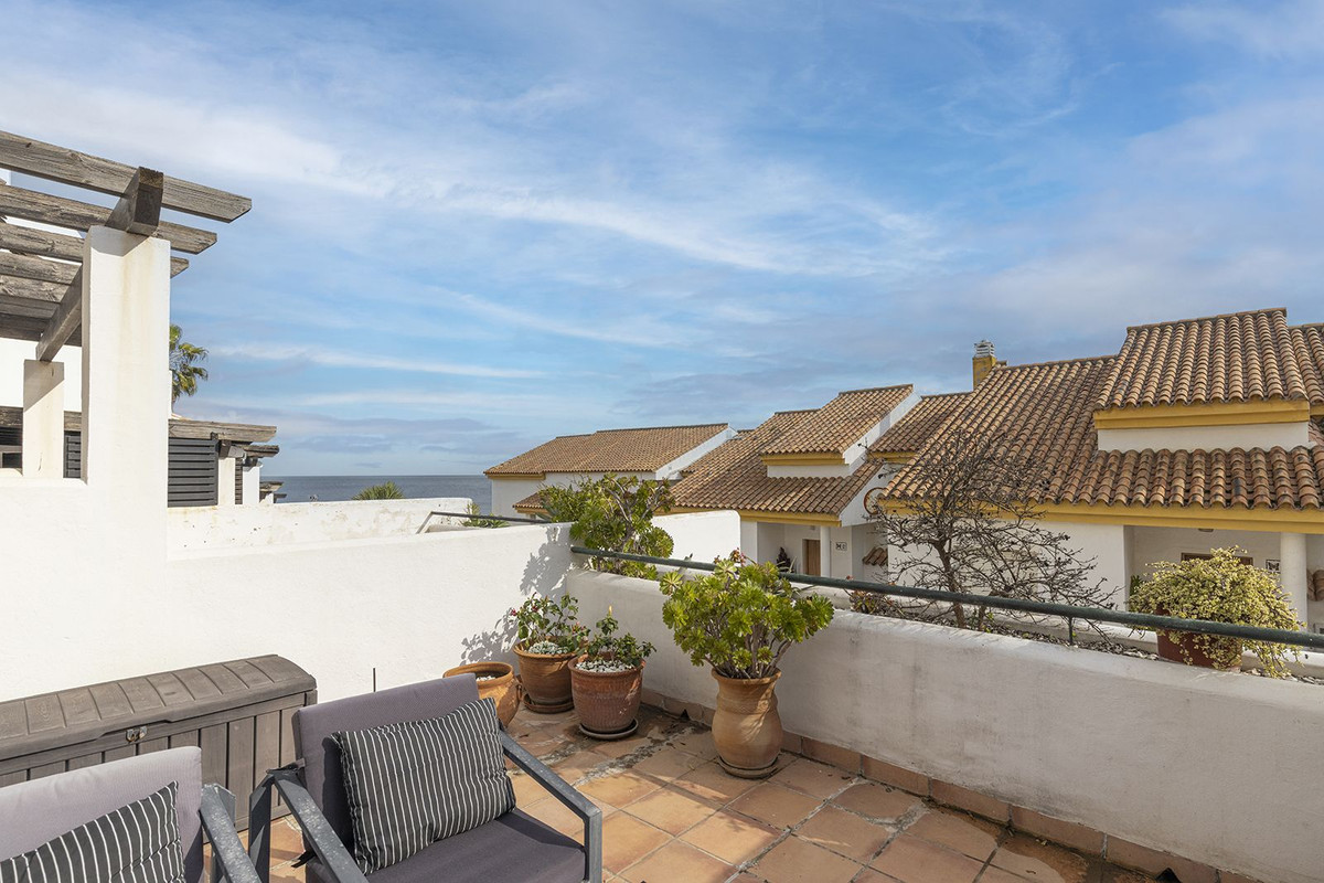 Huis te koop in La Duquesa | 4 slaapkamers H5324635