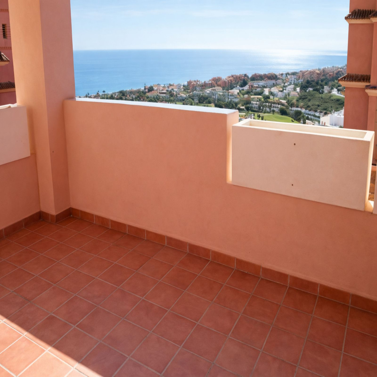 Appartement te koop in La Duquesa | 2 slaapkamers H5325223