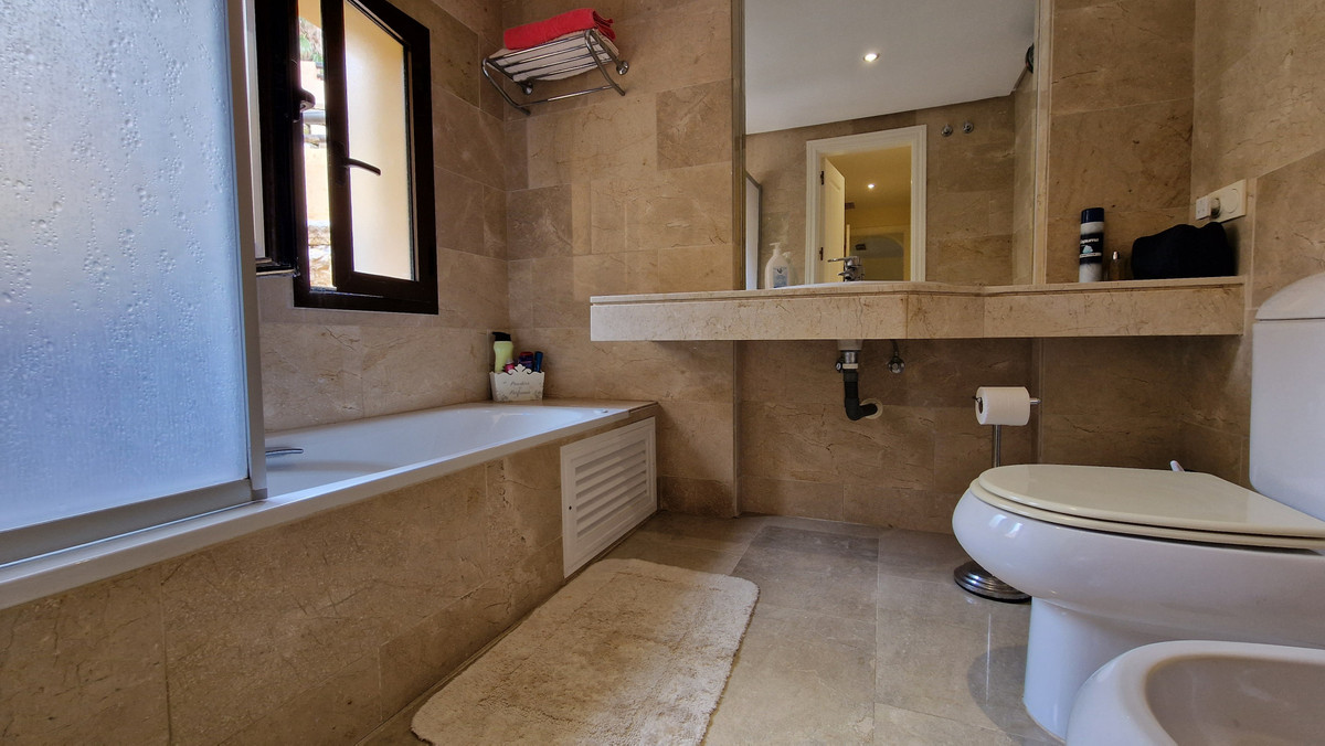 Appartement te koop in La Duquesa | 3 slaapkamers H5327779