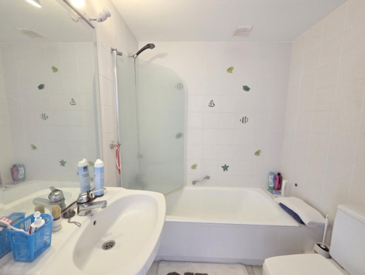 Huis te koop in La Duquesa | 3 slaapkamers H5336305