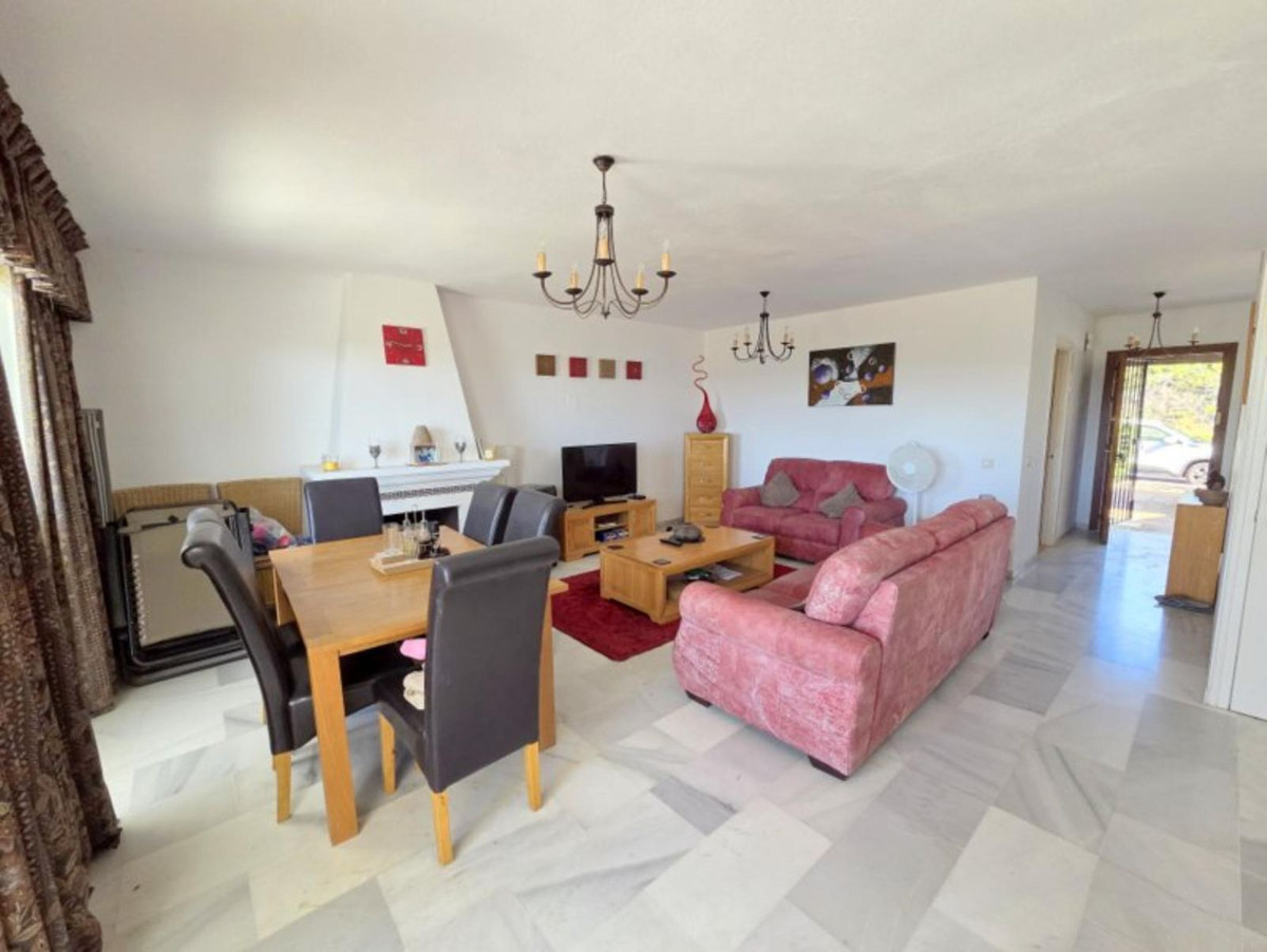 Huis te koop in La Duquesa | 3 slaapkamers H5336305