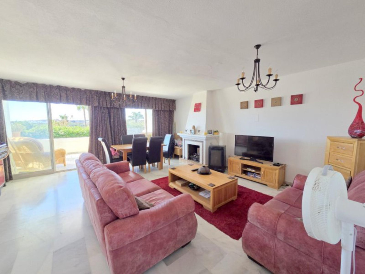 Huis te koop in La Duquesa | 3 slaapkamers H5336305