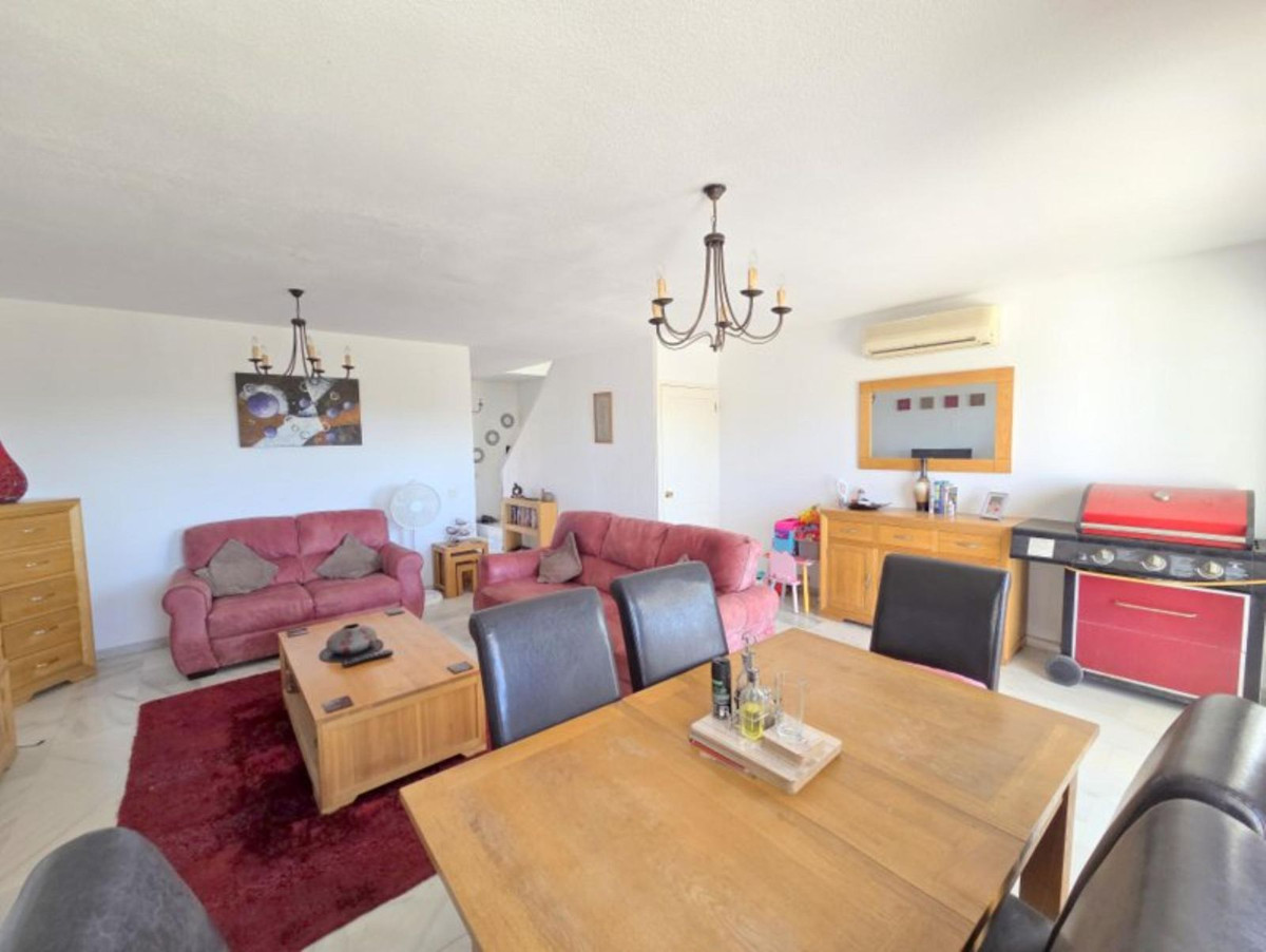 Huis te koop in La Duquesa | 3 slaapkamers H5336305