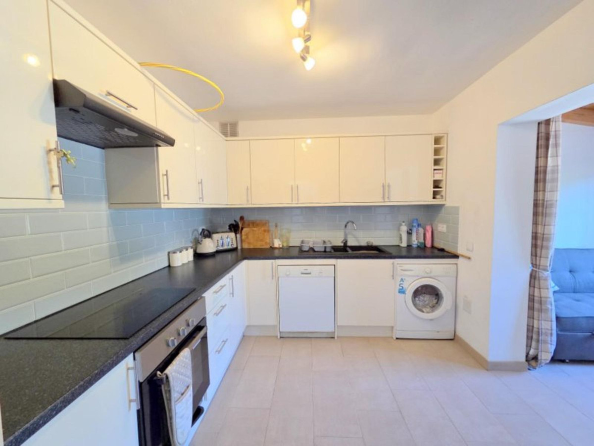 Huis te koop in La Duquesa | 3 slaapkamers H5336305