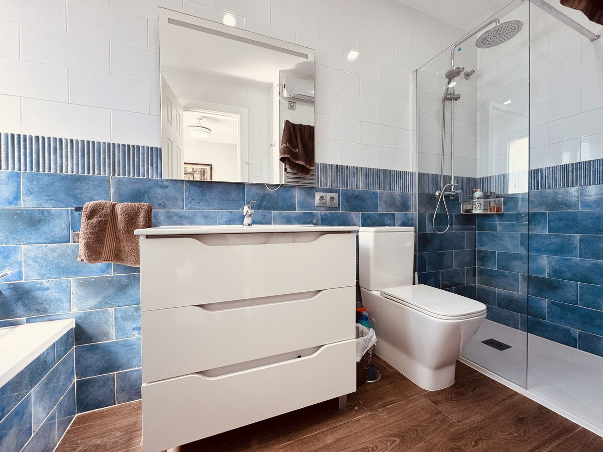 Huis te koop in La Duquesa | 4 slaapkamers H5338456