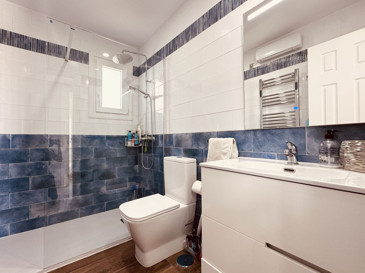 Huis te koop in La Duquesa | 4 slaapkamers H5338456