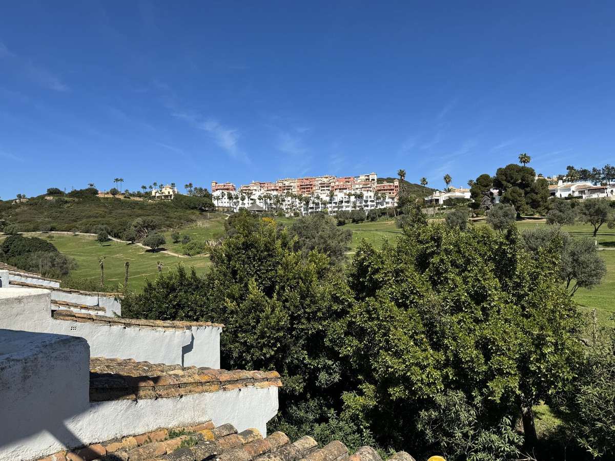 Huis te koop in La Duquesa | 4 slaapkamers H5338456