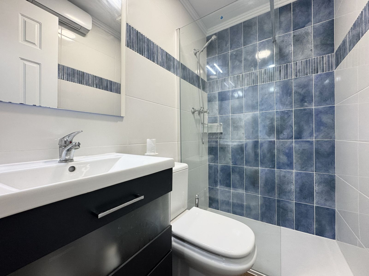 Huis te koop in La Duquesa | 4 slaapkamers H5338456