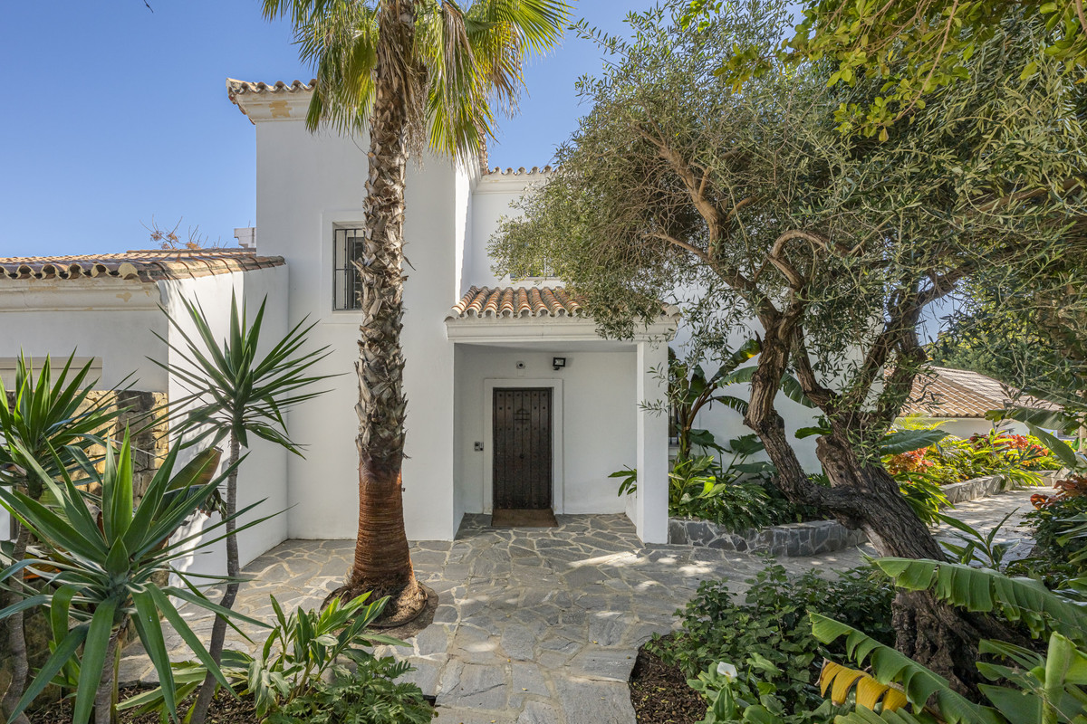 Huis te koop in La Duquesa | 6 slaapkamers H5358487