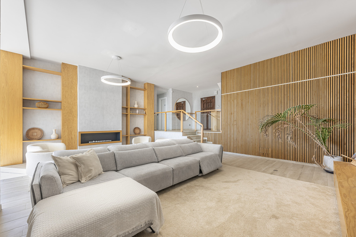 Huis te koop in La Duquesa | 6 slaapkamers H5358487