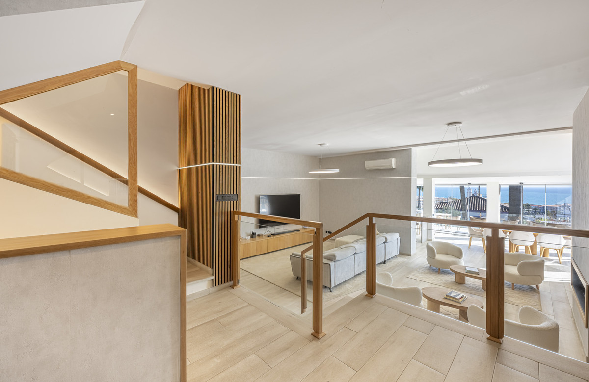 Huis te koop in La Duquesa | 6 slaapkamers H5358487