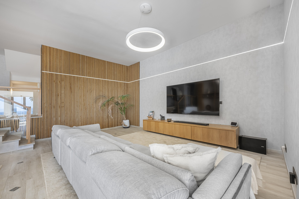 Huis te koop in La Duquesa | 6 slaapkamers H5358487