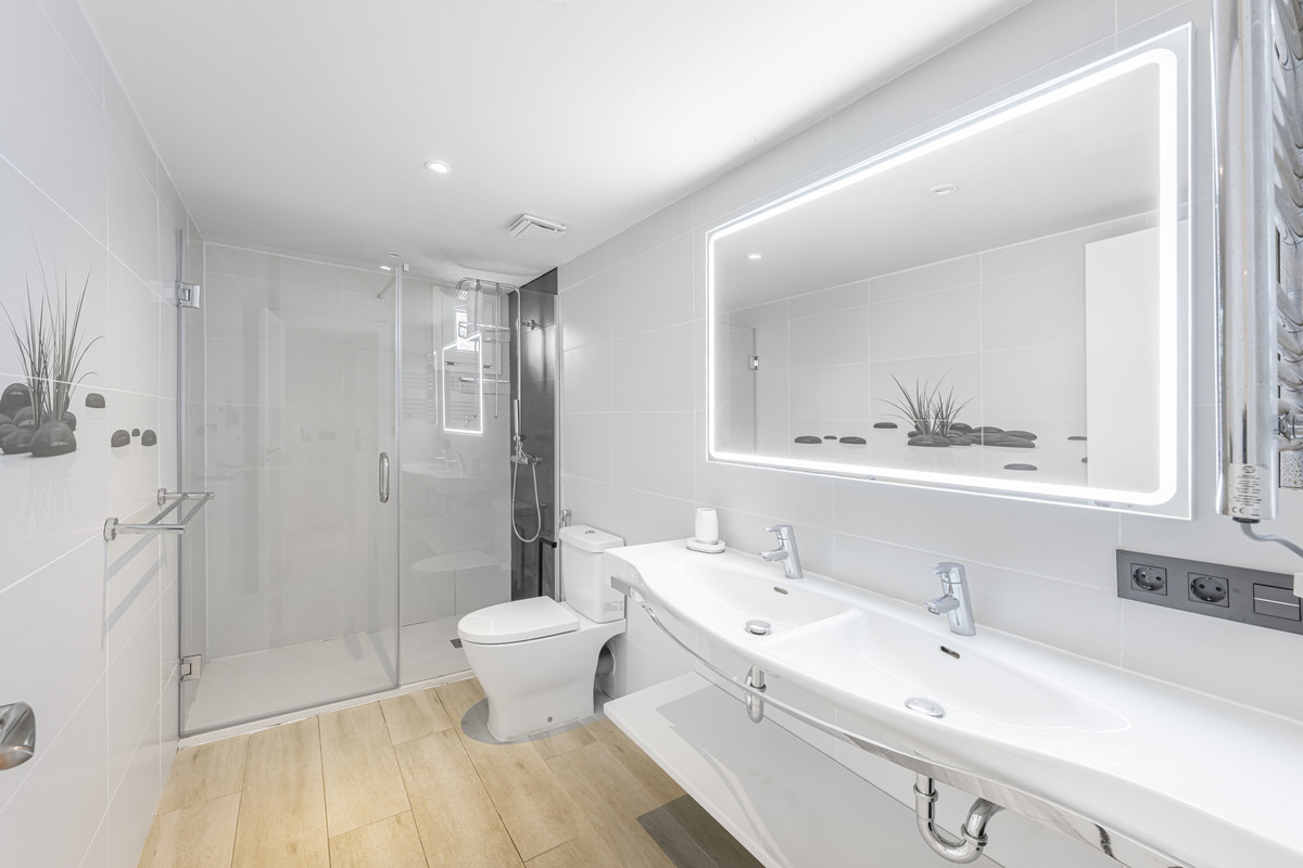 Huis te koop in La Duquesa | 6 slaapkamers H5358487