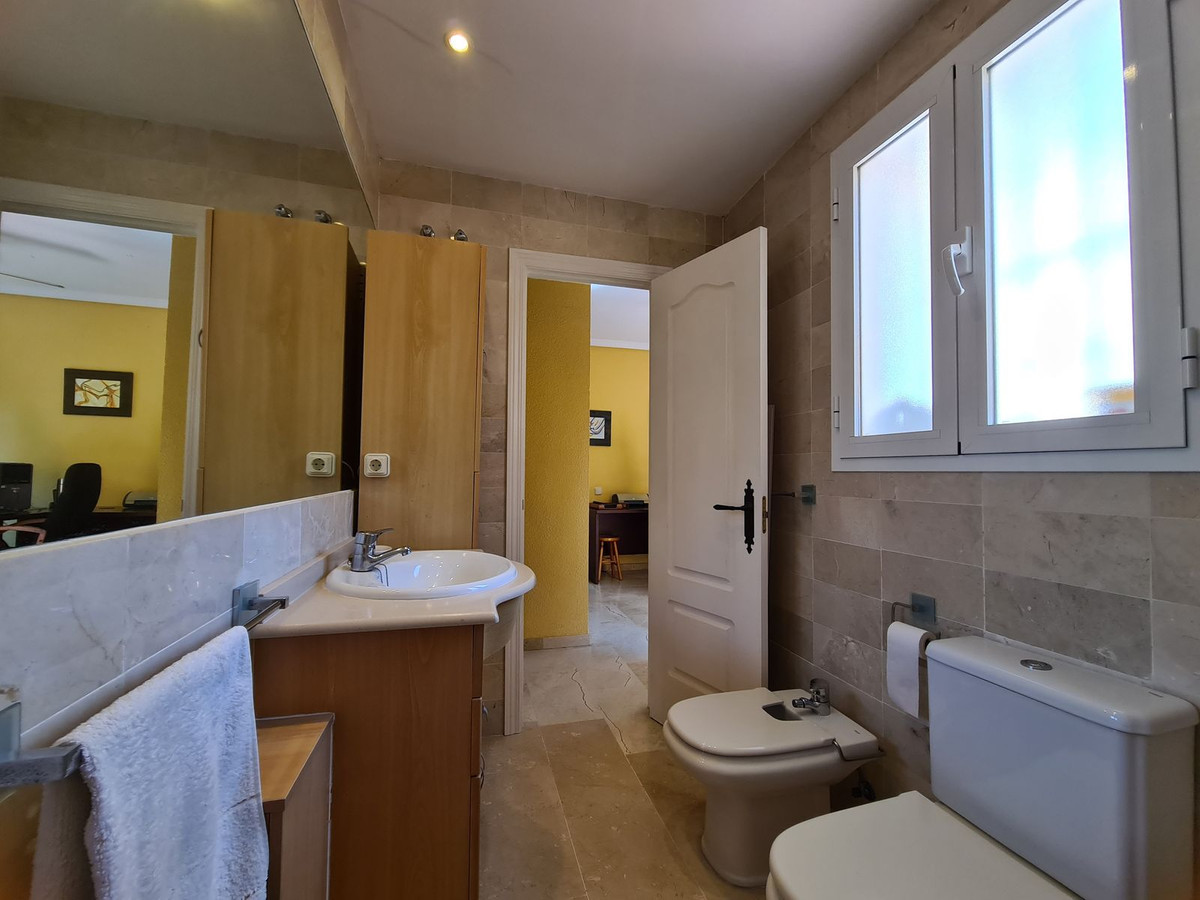 Huis te koop in La Duquesa | 3 slaapkamers H5359612