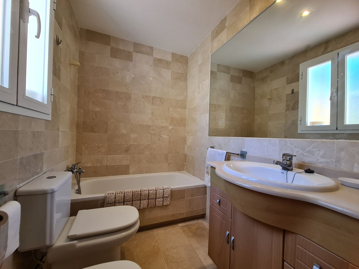 Huis te koop in La Duquesa | 3 slaapkamers H5359612