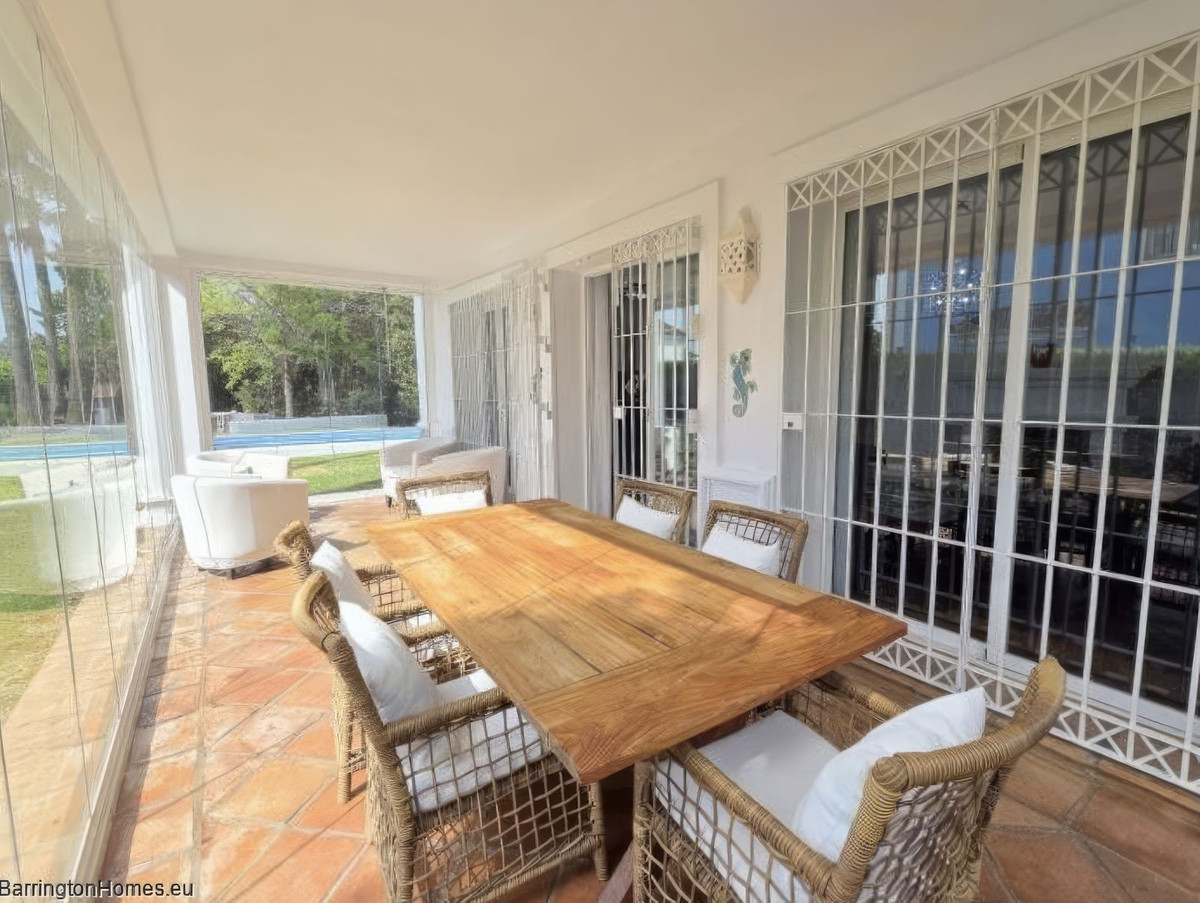 Huis te koop in La Duquesa | 4 slaapkamers H5365837