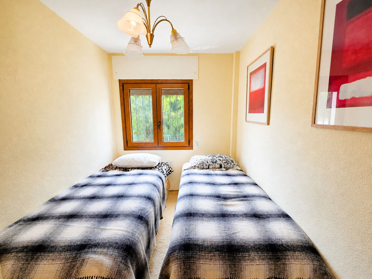 Huis te koop in La Duquesa | 3 slaapkamers H5374090