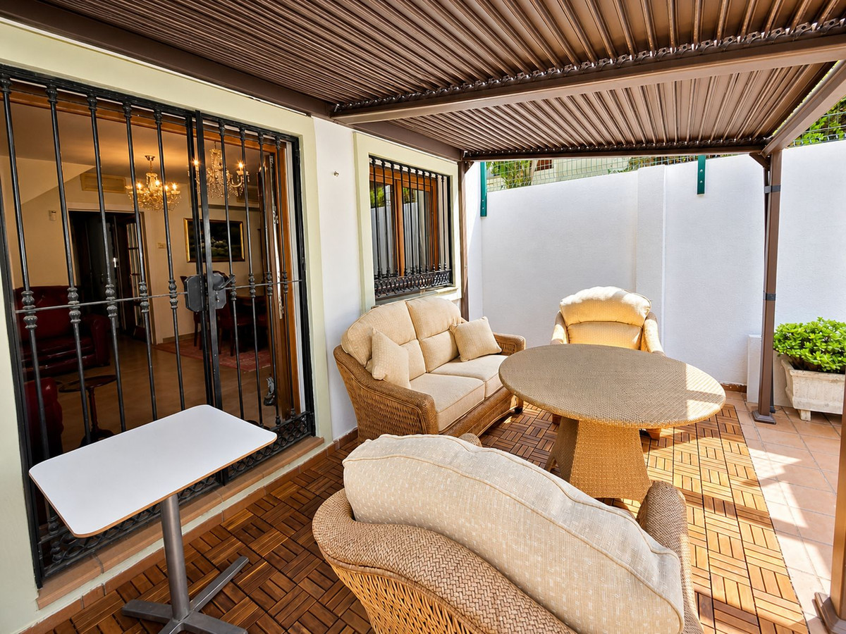 Huis te koop in La Duquesa | 3 slaapkamers H5374090