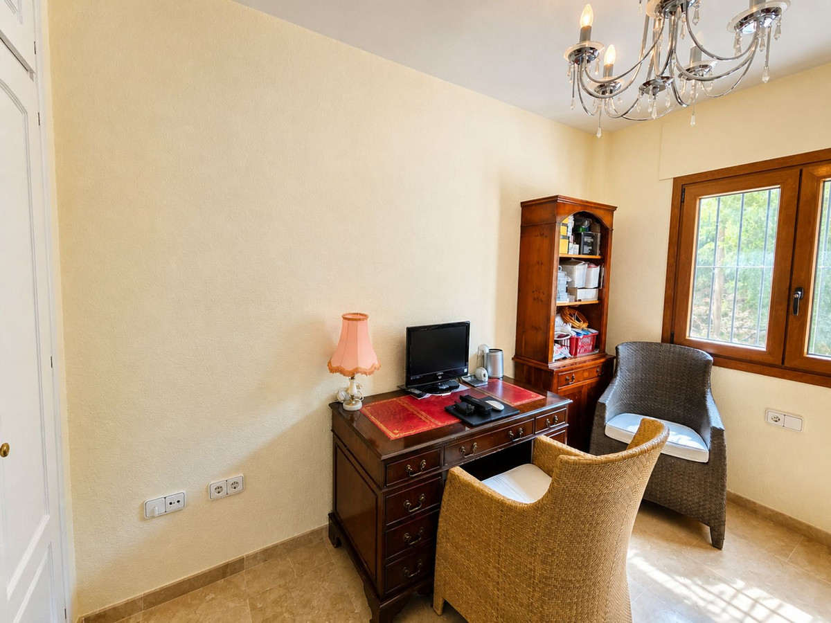 Huis te koop in La Duquesa | 3 slaapkamers H5374090