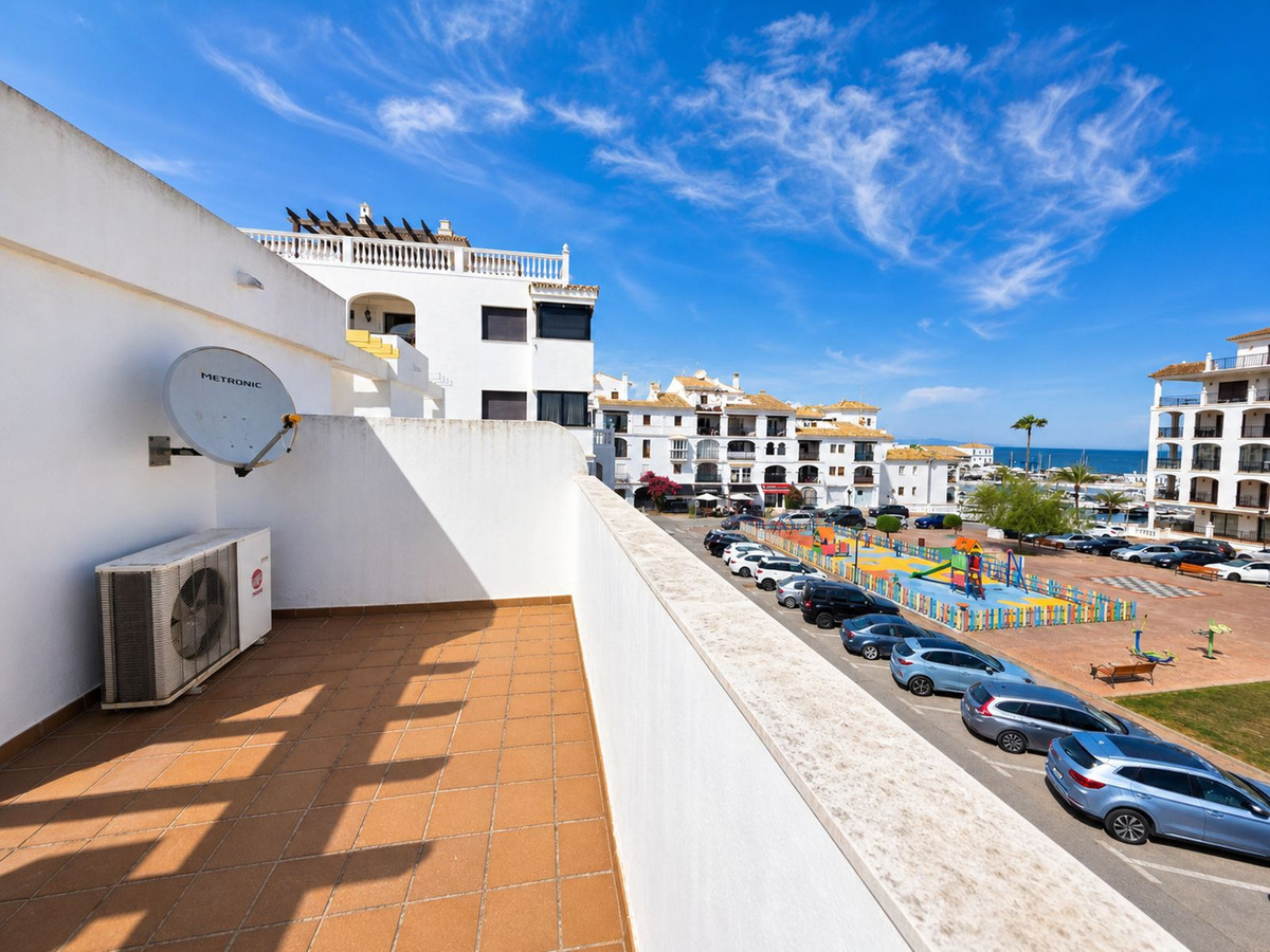 Huis te koop in La Duquesa | 3 slaapkamers H5374090