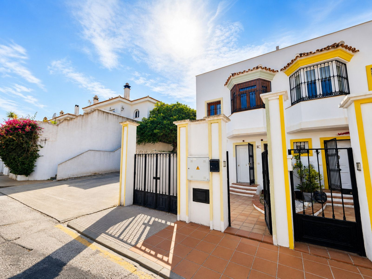 Huis te koop in La Duquesa | 3 slaapkamers H5374090