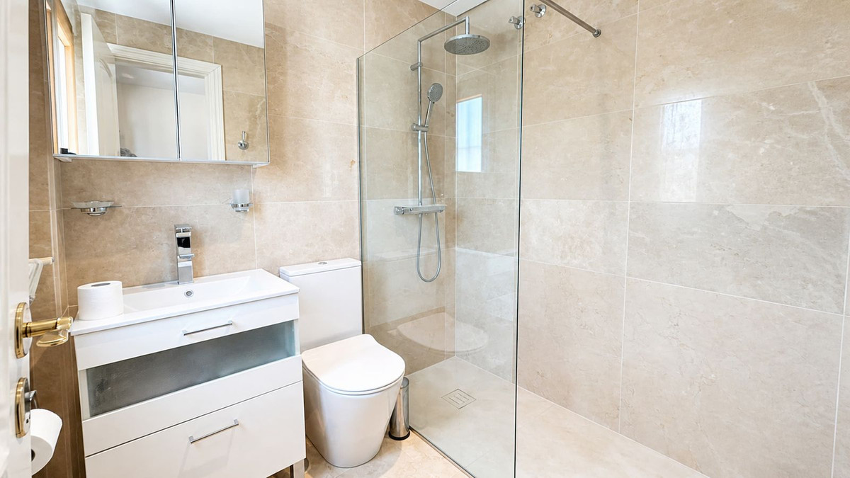 Huis te koop in La Duquesa | 3 slaapkamers H5374543