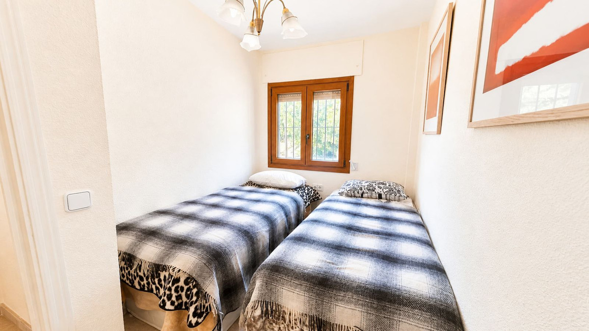 Huis te koop in La Duquesa | 3 slaapkamers H5374543