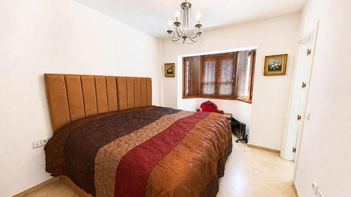 Huis te koop in La Duquesa | 3 slaapkamers H5374543
