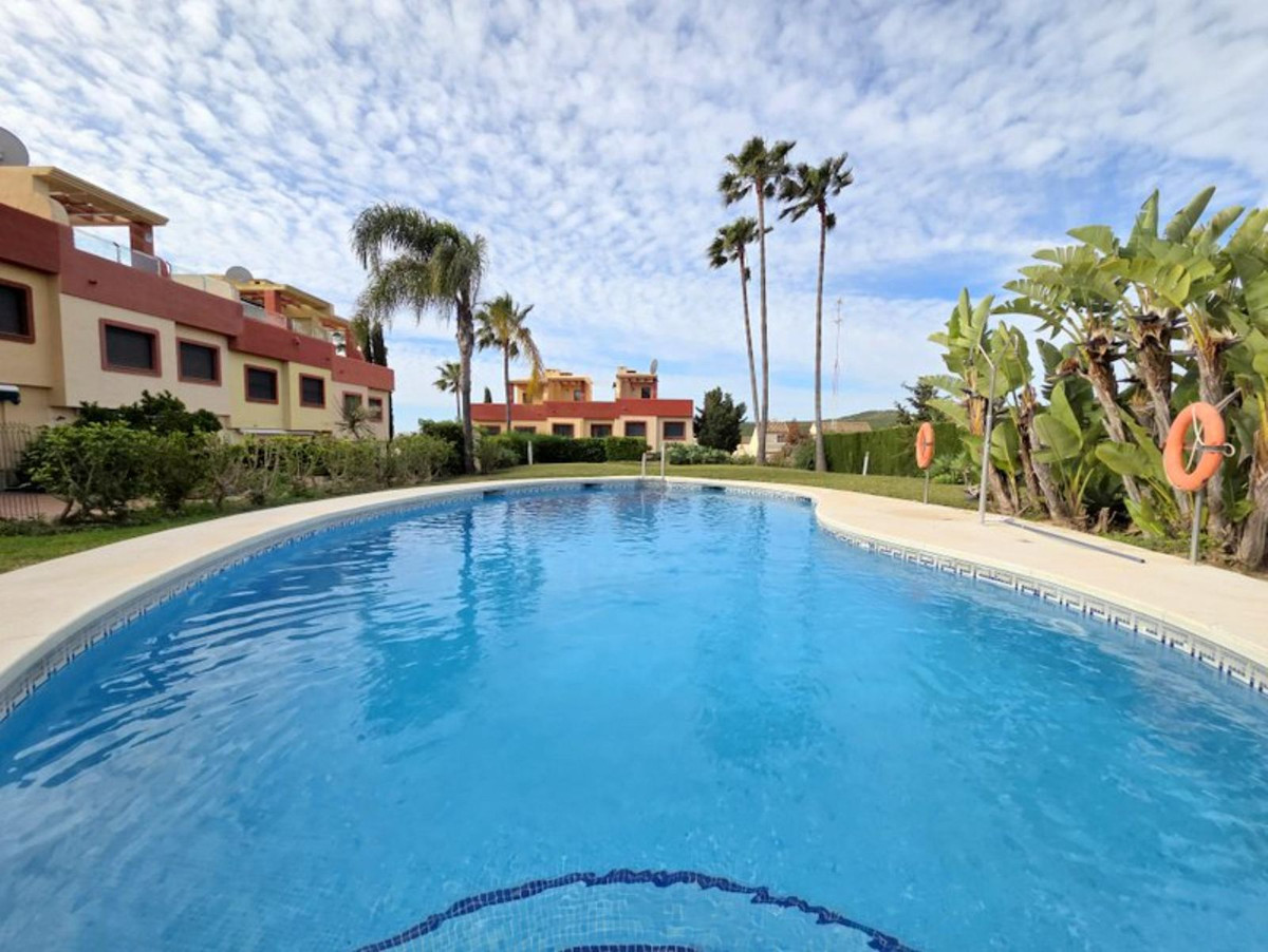 Huis te koop in La Duquesa | 3 slaapkamers H5374774
