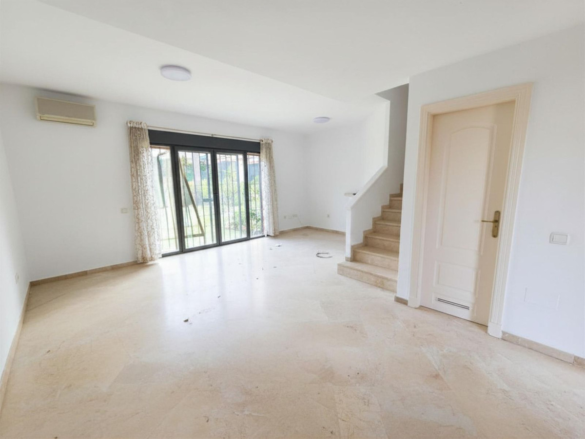 Huis te koop in La Duquesa | 3 slaapkamers H5374774