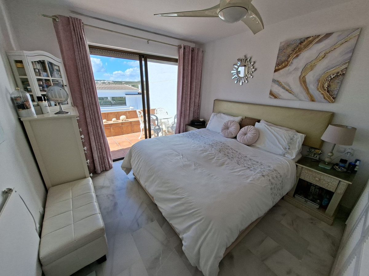 Huis te koop in La Duquesa | 3 slaapkamers H5374822