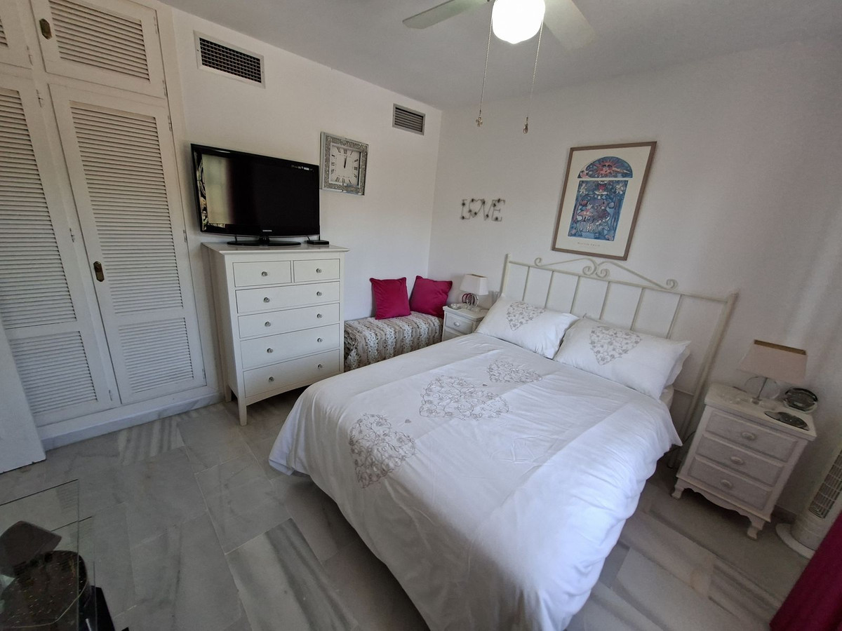 Huis te koop in La Duquesa | 3 slaapkamers H5374822