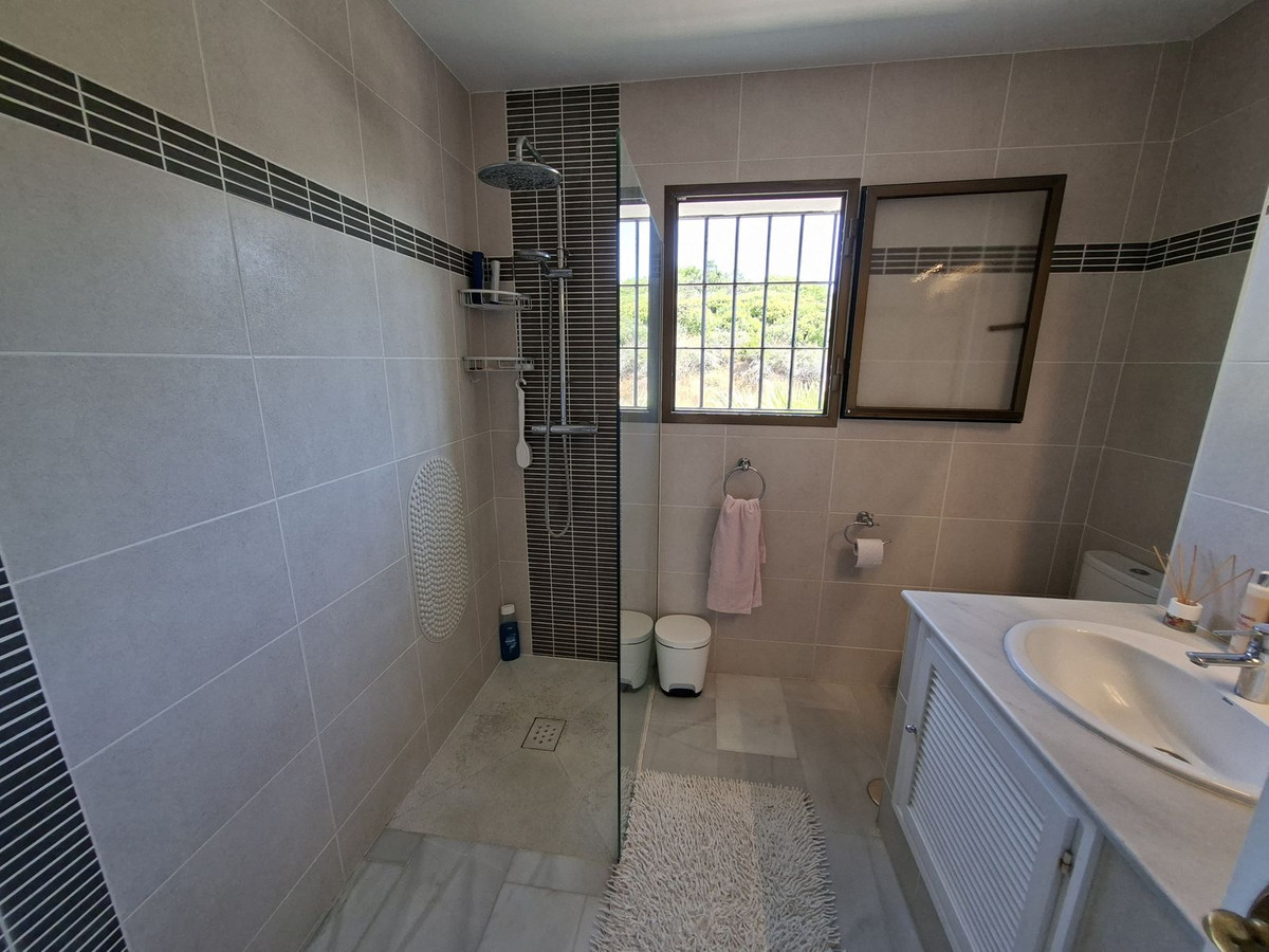 Huis te koop in La Duquesa | 3 slaapkamers H5374822