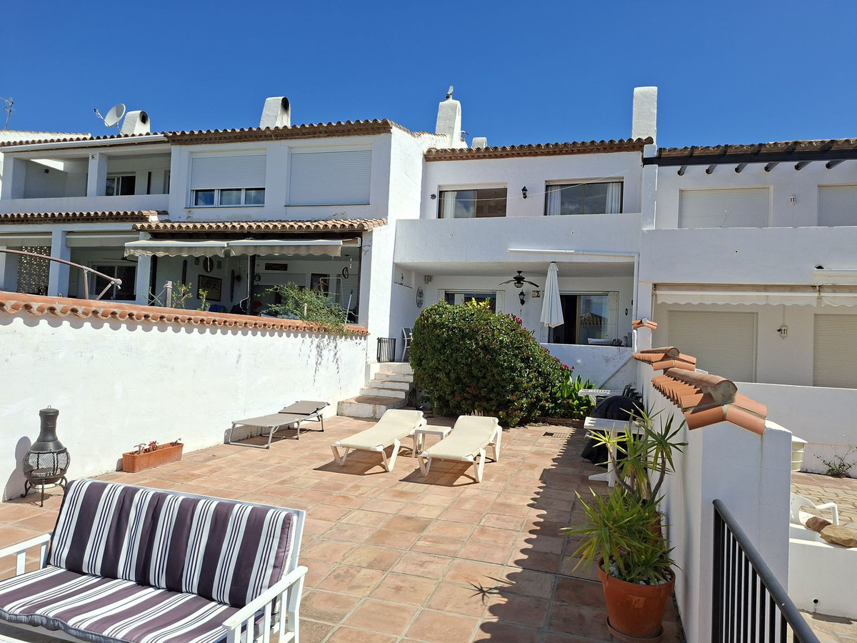 Huis te koop in La Duquesa | 3 slaapkamers H5374822