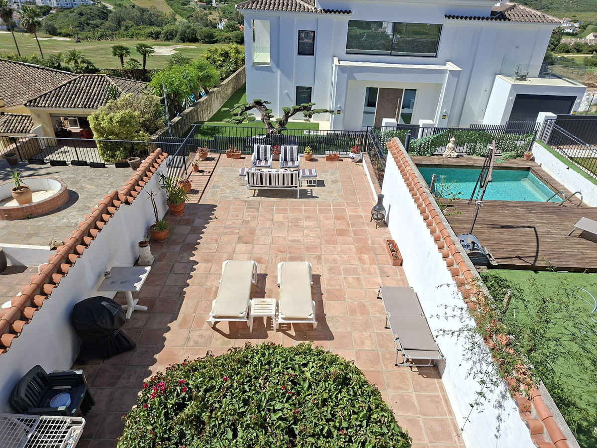 Huis te koop in La Duquesa | 3 slaapkamers H5374822