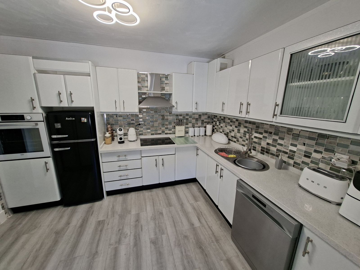 Huis te koop in La Duquesa | 3 slaapkamers H5374822