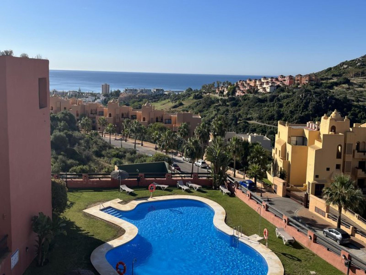 Appartement te koop in La Duquesa | 2 slaapkamers H5386798