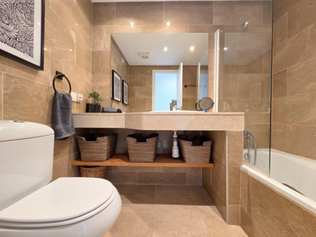 Appartement te koop in La Duquesa | 2 slaapkamers H5386798