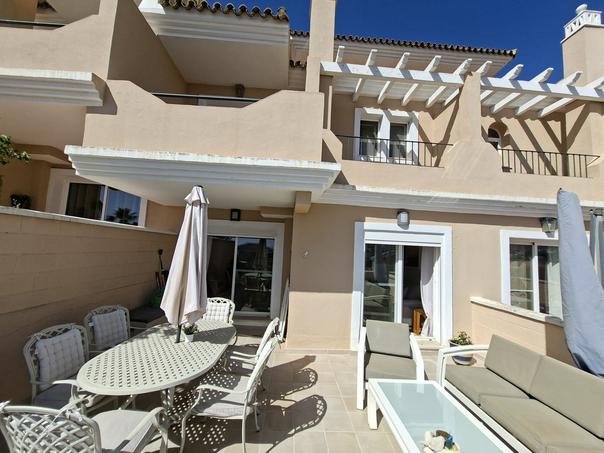 Huis te koop in La Duquesa | 3 slaapkamers H5388025