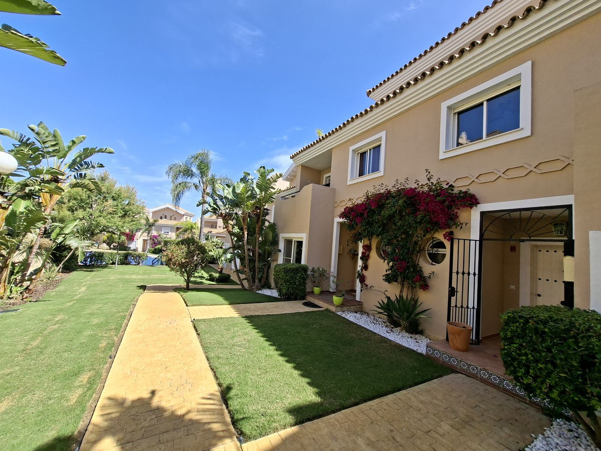 Huis te koop in La Duquesa | 3 slaapkamers H5388025